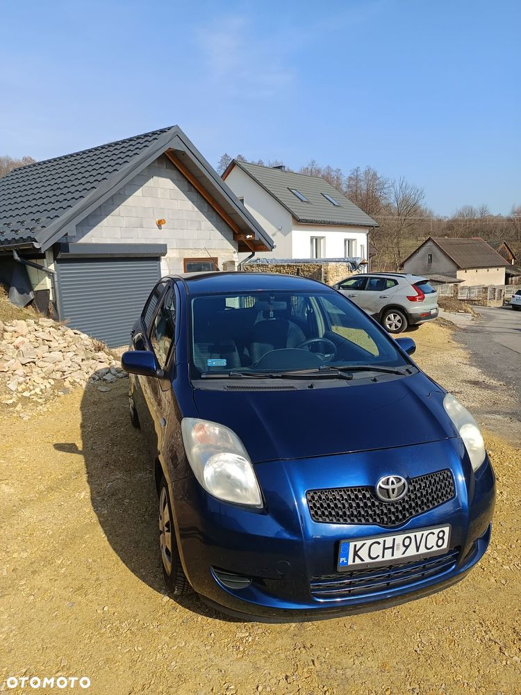 Toyota Yaris 1.0 VVT-i - 1