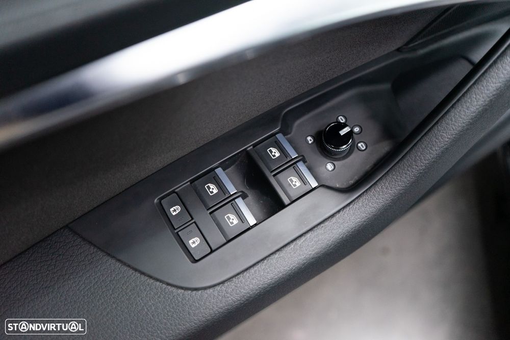 Audi A6 Avant 40 TDI S tronic S line - 21