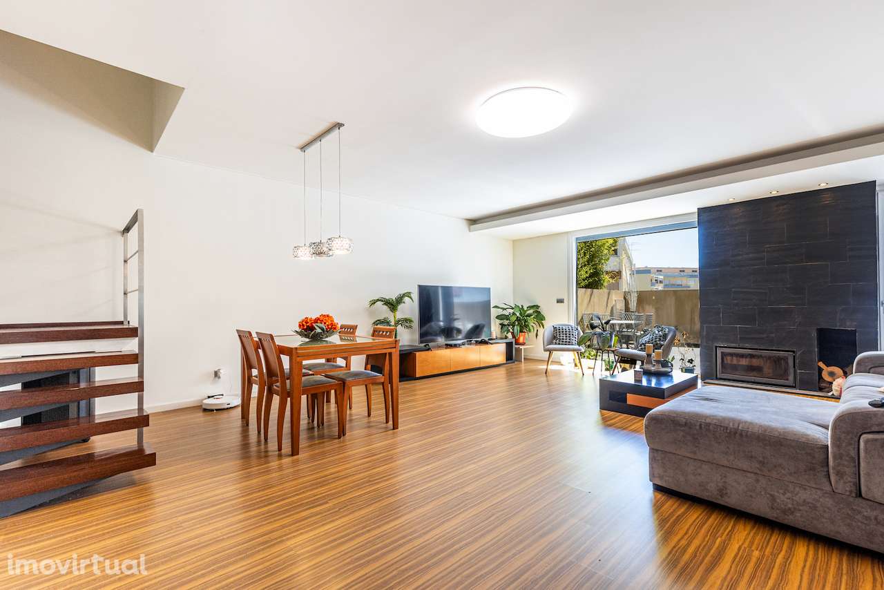 Moradia, 132 m², Ramada e Caneças - Grande imagem: 4/45