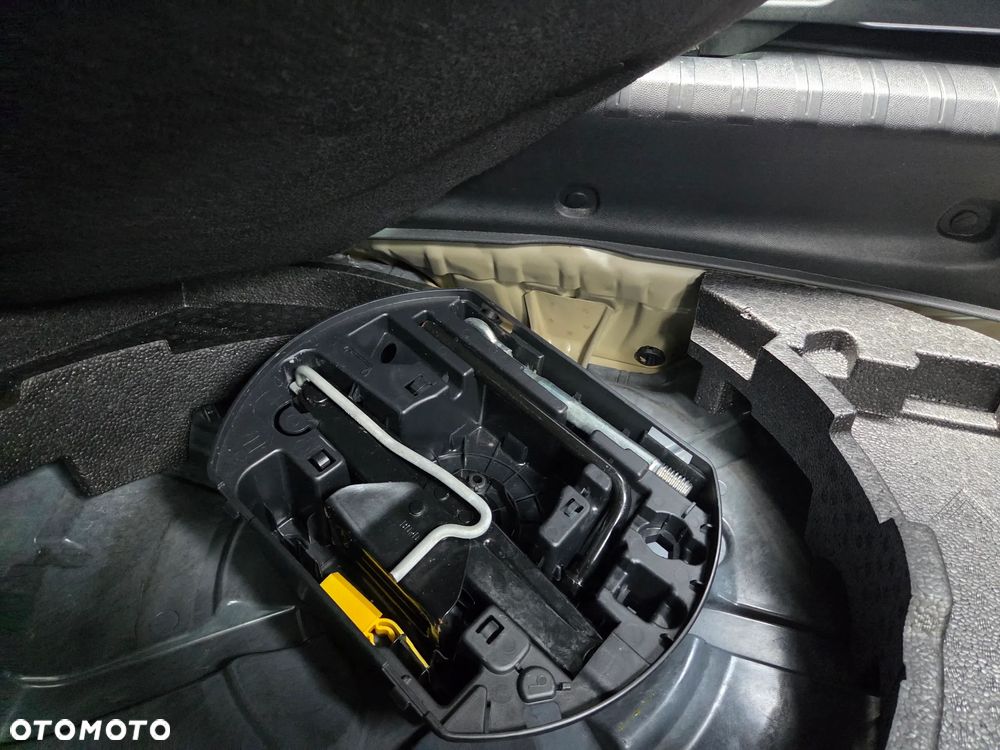 Peugeot 308 BlueHDi 130 EAT6 Stop & Start Active - 21