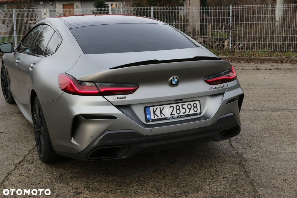BMW Seria 8 - 7