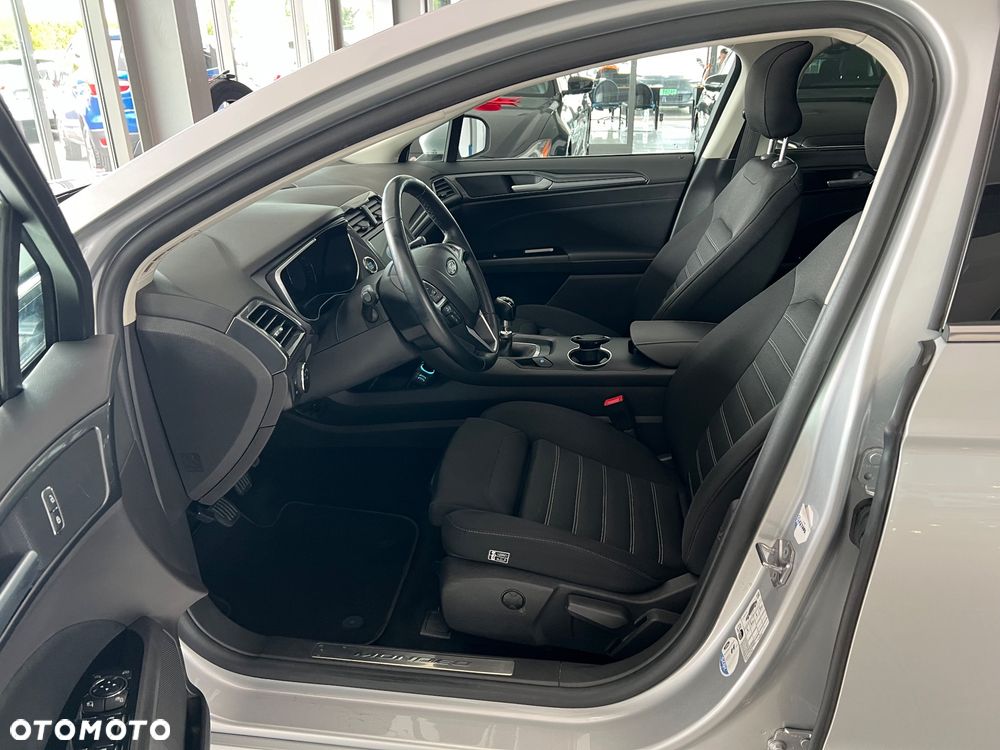 Ford Mondeo 2.0 EcoBlue Titanium - 22