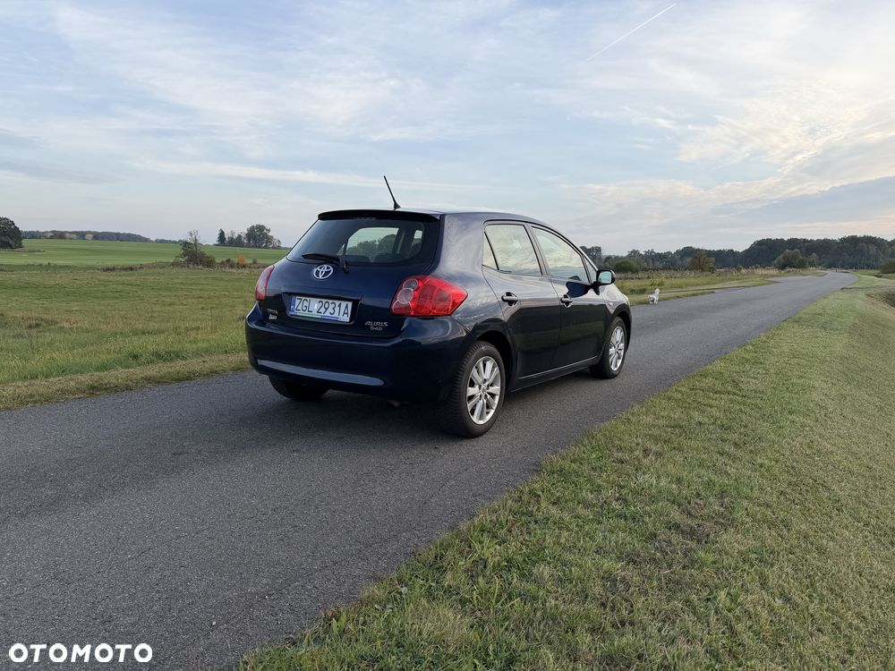 Toyota Auris - 4