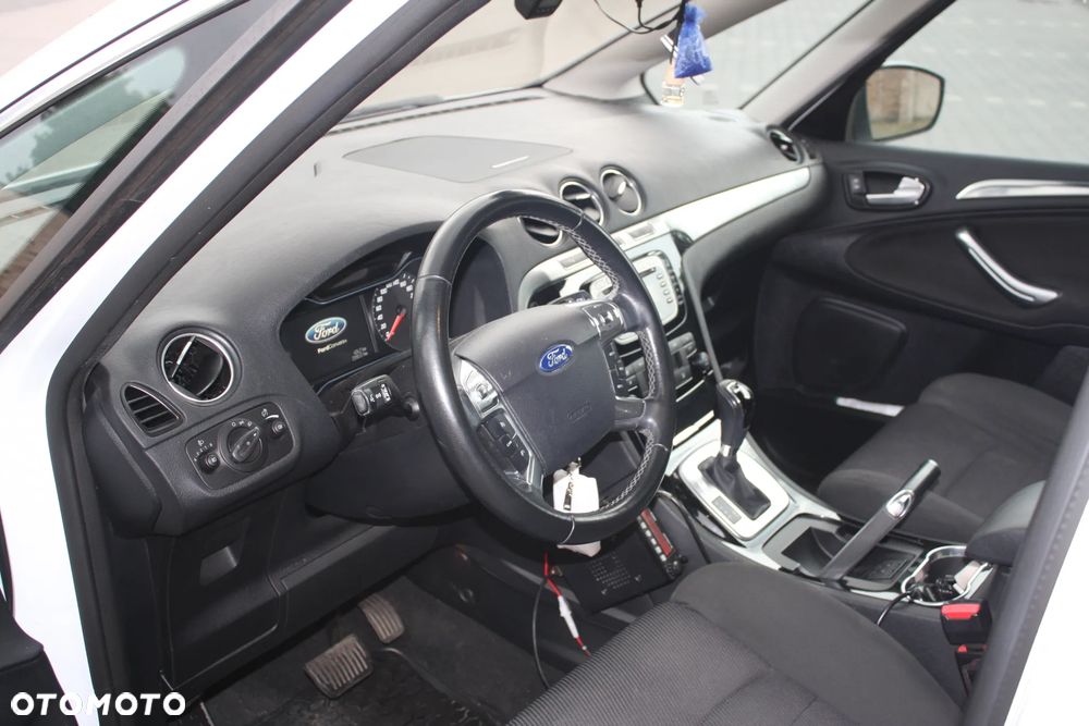 Ford S-Max 2.0 TDCi DPF Business Edition - 14