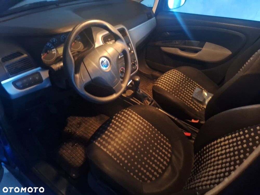 Fiat Punto - 12