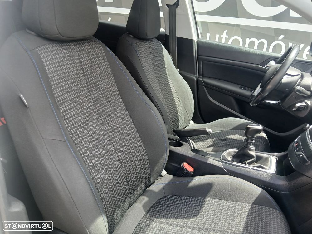 Peugeot 308 SW 1.5 BlueHDi Active - 23