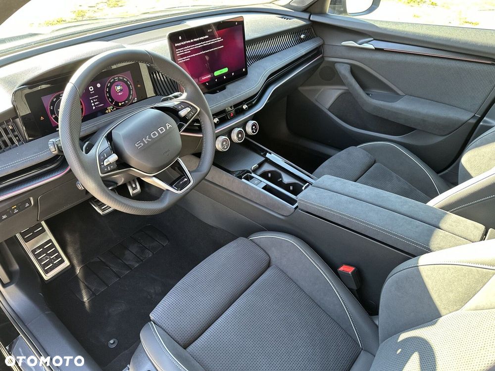 Skoda Superb 2.0 TDI SCR 4x4 Sportline DSG - 10