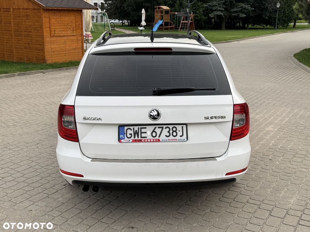 Skoda Superb 1.6 TDI Exclusive - 11