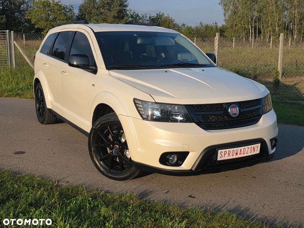 Fiat Freemont 2.0 Multijet Black Code AWD - 1