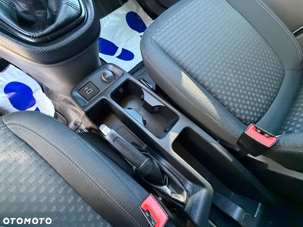 Ford TRANSIT CONNECT - 22
