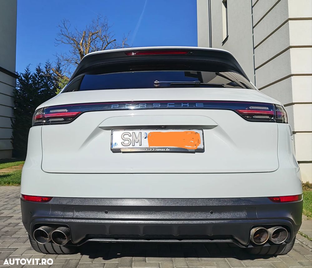 Porsche Cayenne - 3
