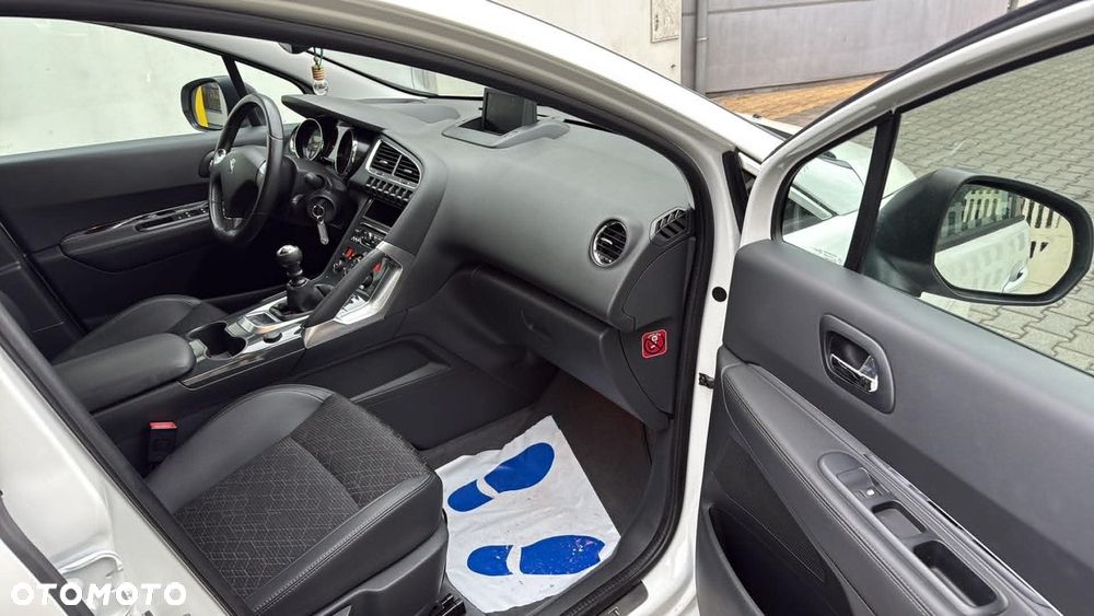 Peugeot 3008 PureTech 130 Stop & Start GPF Allure - 7