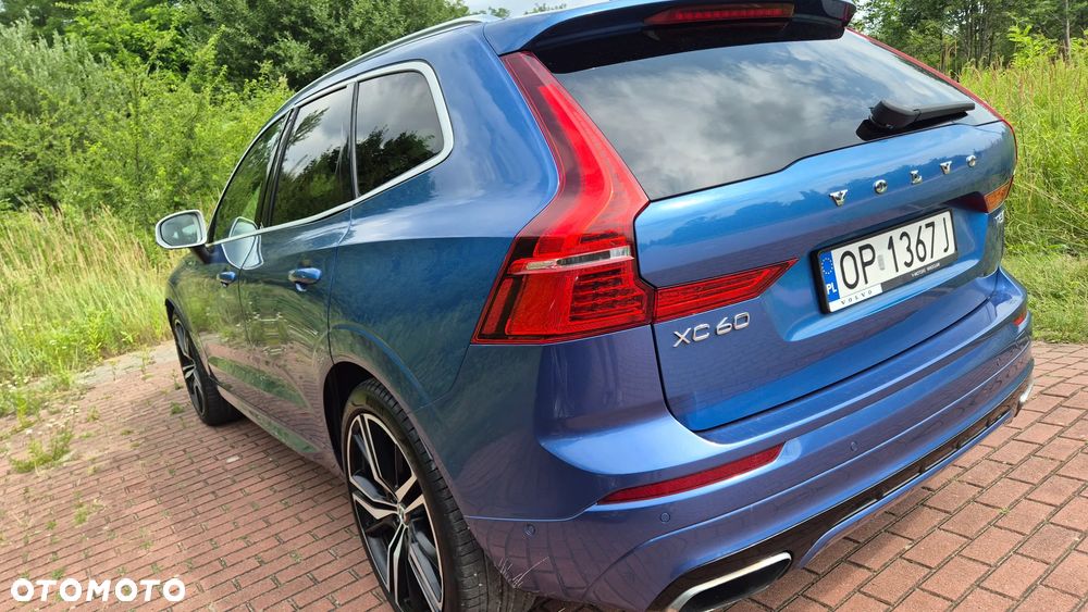 Volvo XC 60 T5 AWD R-Design - 4