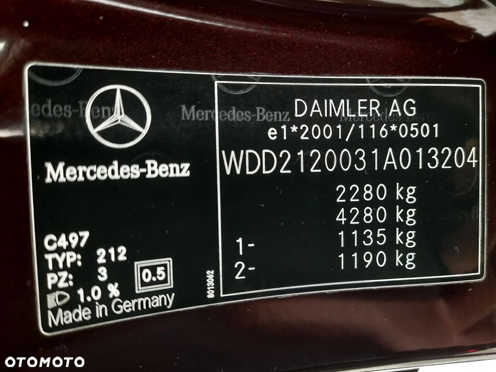 Mercedes-Benz Klasa E 250 CDI 4-Matic BlueEff - 32