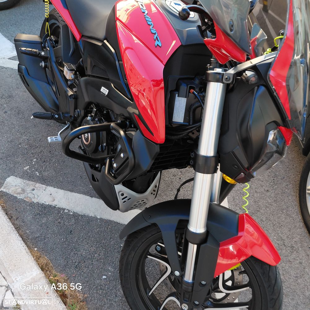 Bajaj Dominar - 5