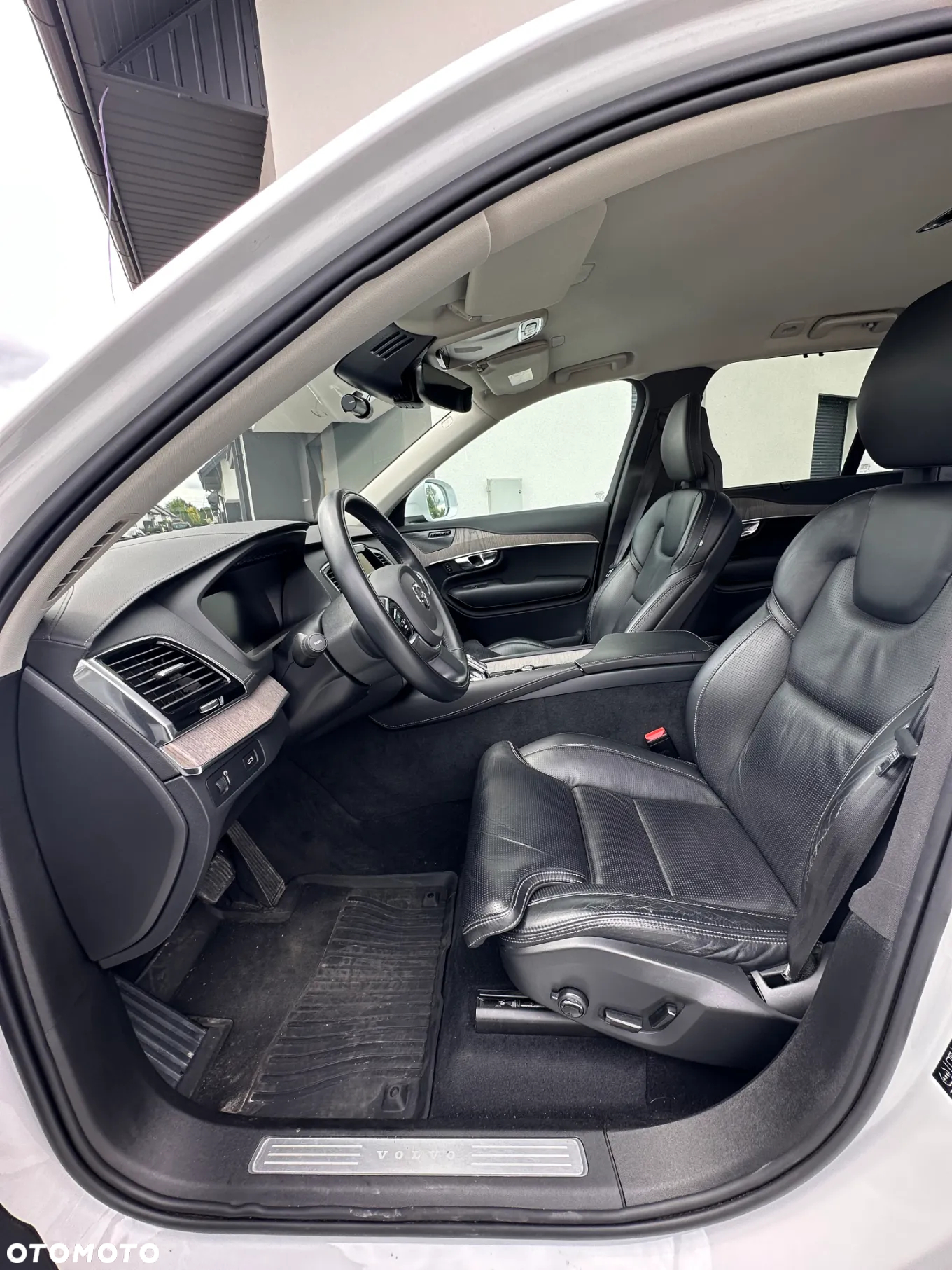Volvo XC 90 - 12
