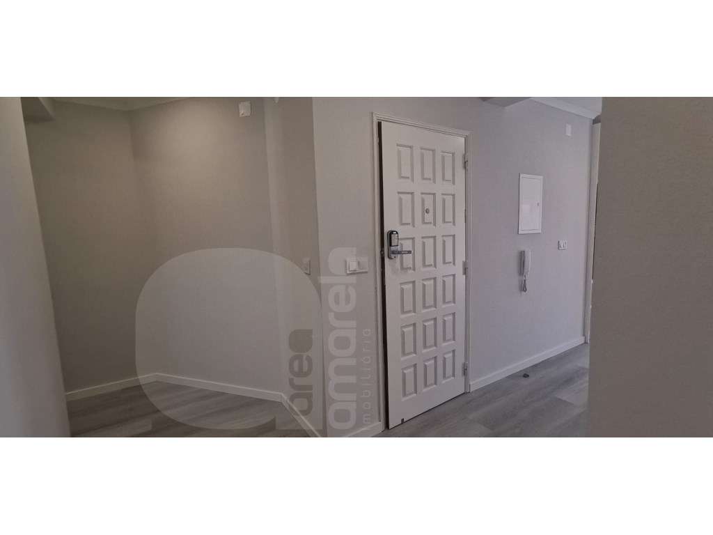 Apartamento T4 totalmente remodelado Cruz de Pau, Amora - Vista 5