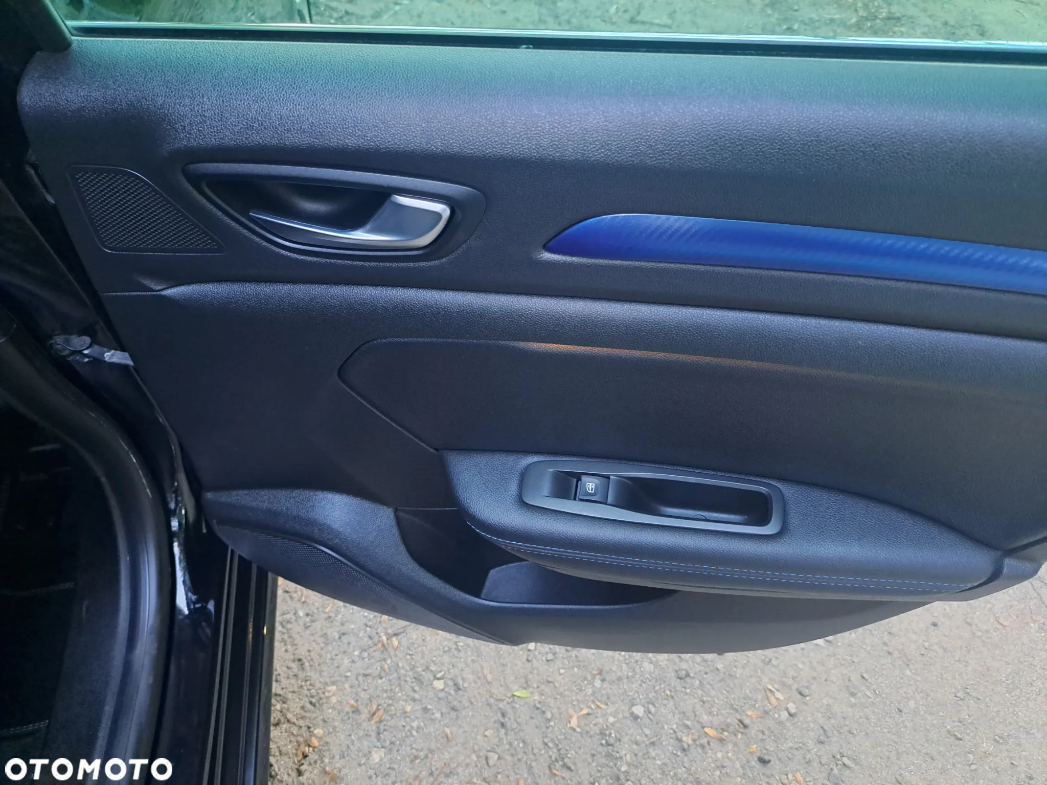 Renault Megane Grandtour ENERGY dCi 165 EDC GT LINE - 23