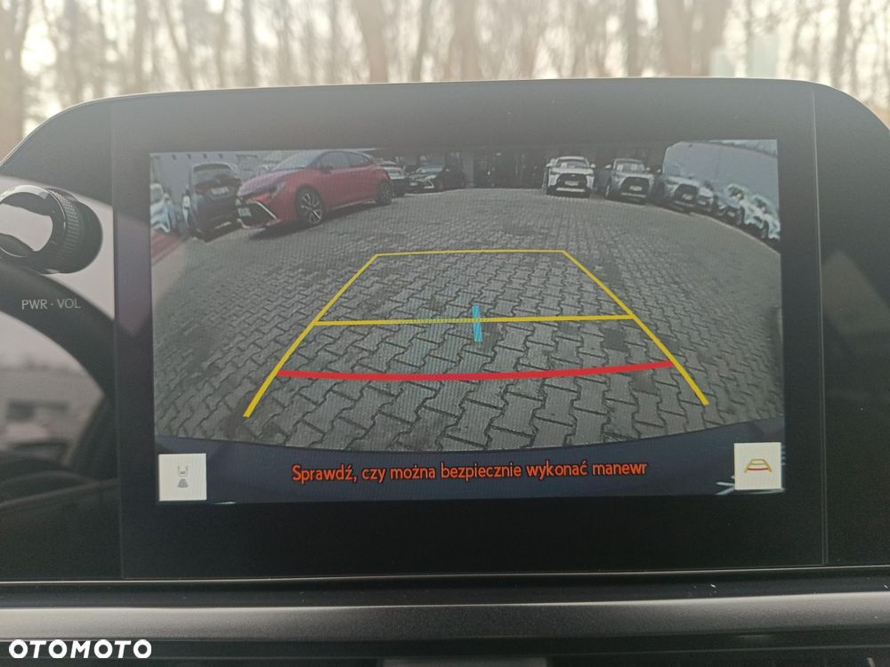 Lexus UX 250h GPF Business 2WD - 18