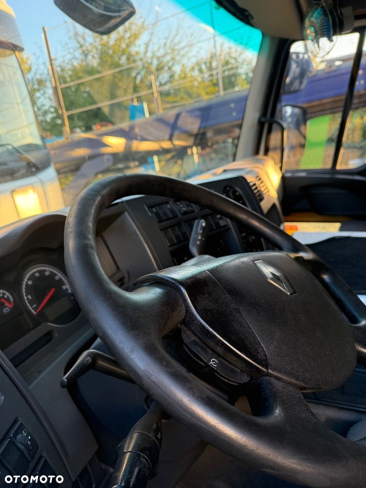 Renault Premium - 7