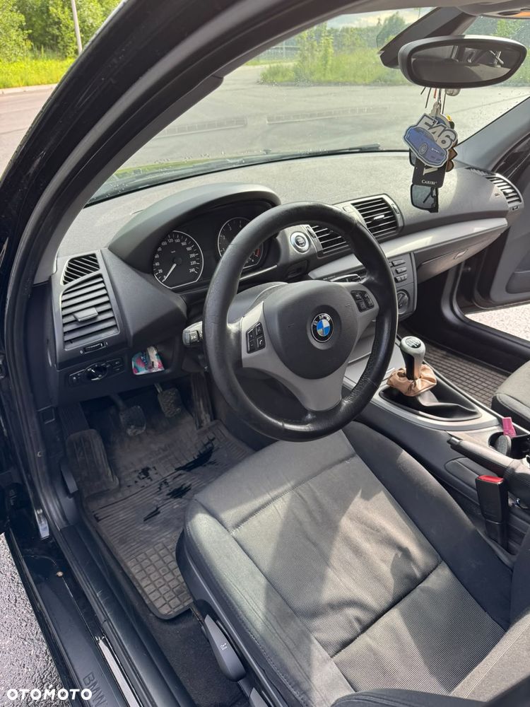 BMW Seria 1 - 12
