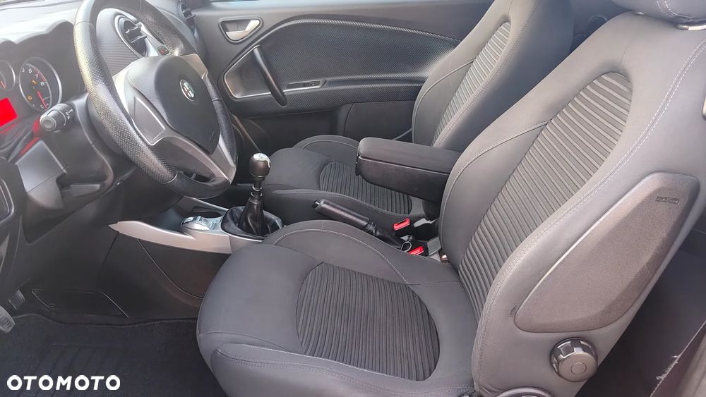 Alfa Romeo Mito 1.4 16V MultiAir Super - 21