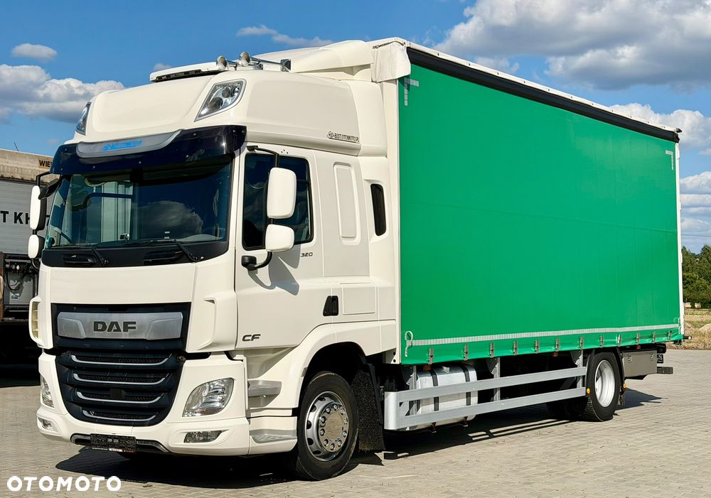 DAF CF 320 / FIRANKA / 18 EUROPALET / 280 TYŚ KM / AUTOMAT / SYPIALKA / DACH ZSUWANY / 2018 ROK - 1