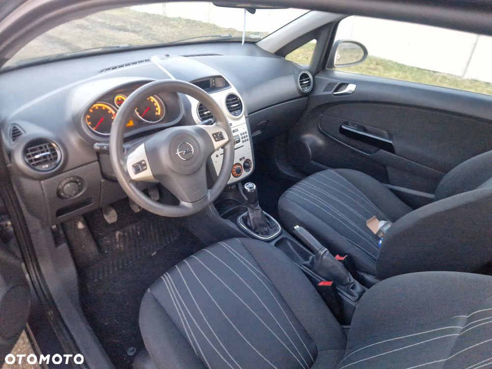 Opel Corsa 1.2 16V Innovation - 14