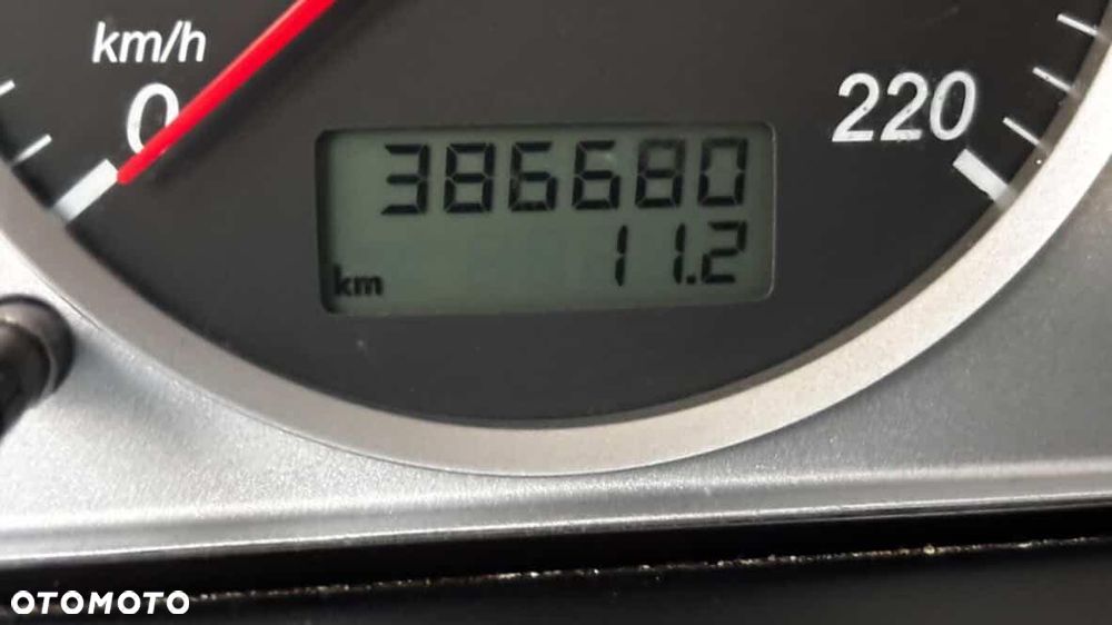 Ford Galaxy - 13