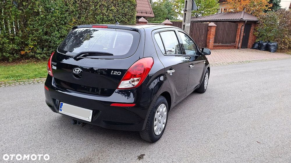 Hyundai i20 1.2 Intro Edition - 28