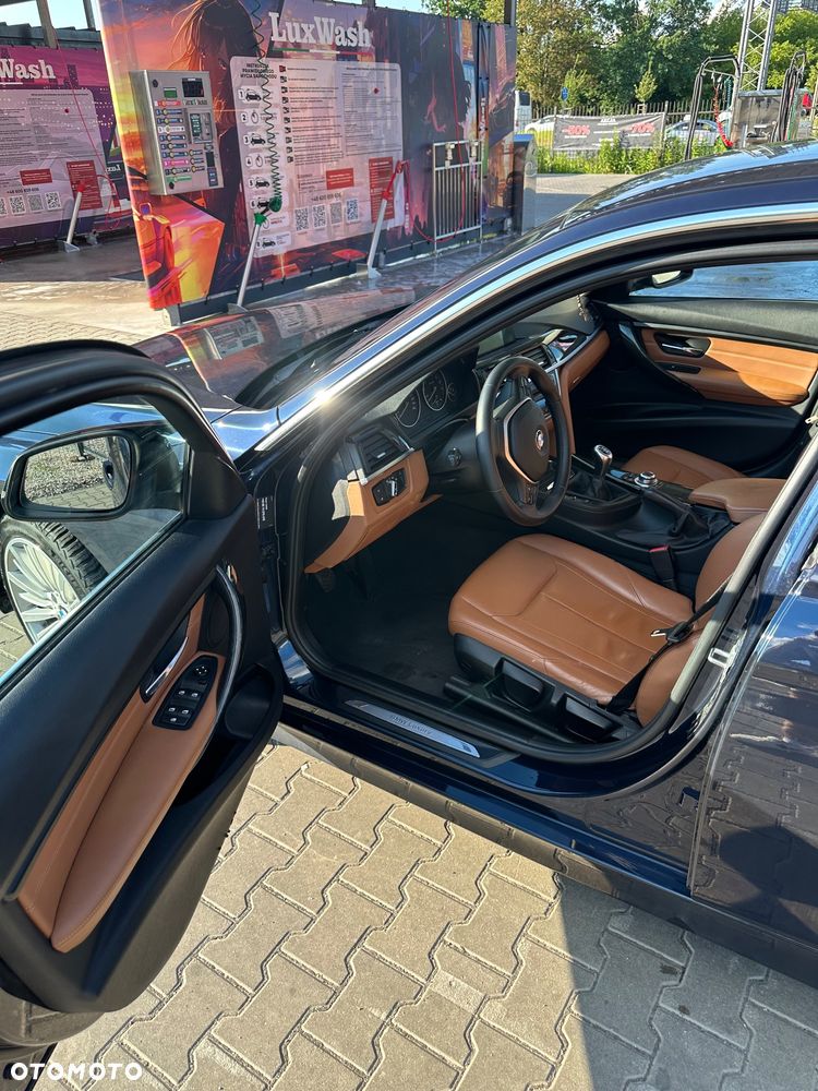 BMW Seria 3 316i Luxury Line - 11