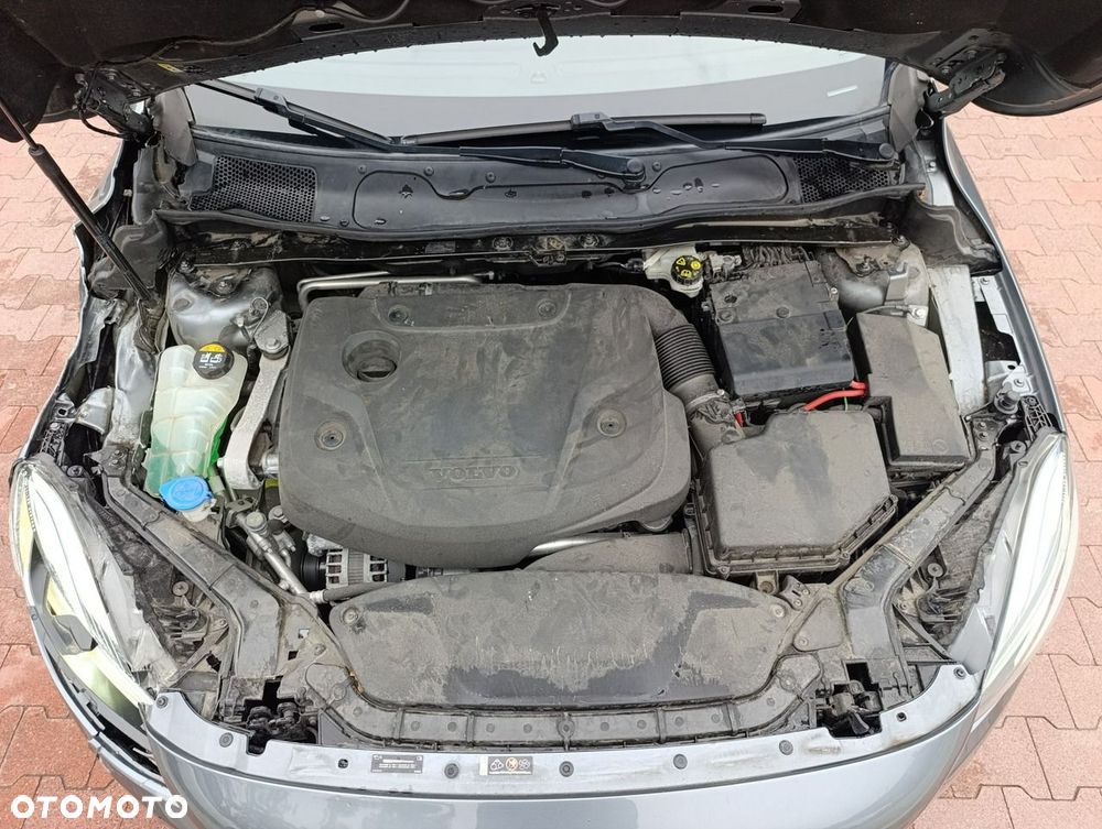 Volvo V40 - 8