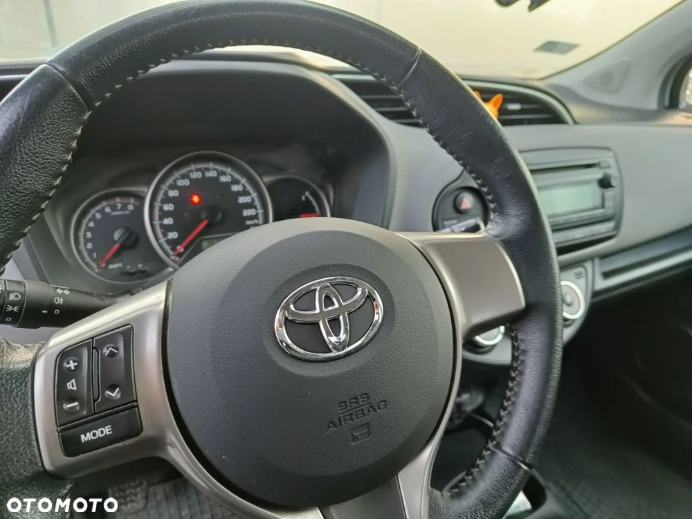 Toyota Yaris - 9