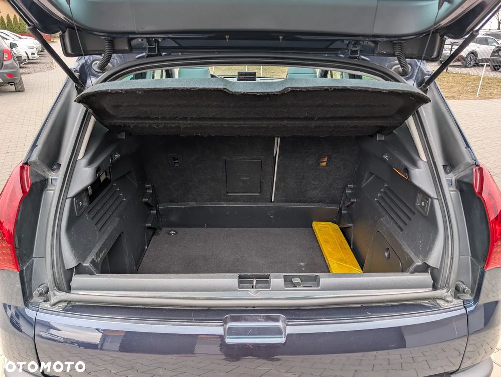 Peugeot 3008 2.0 HDi Premium+ - 40