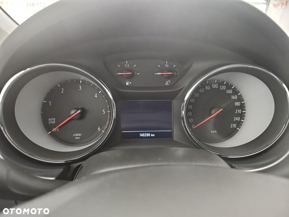 Opel Astra - 16