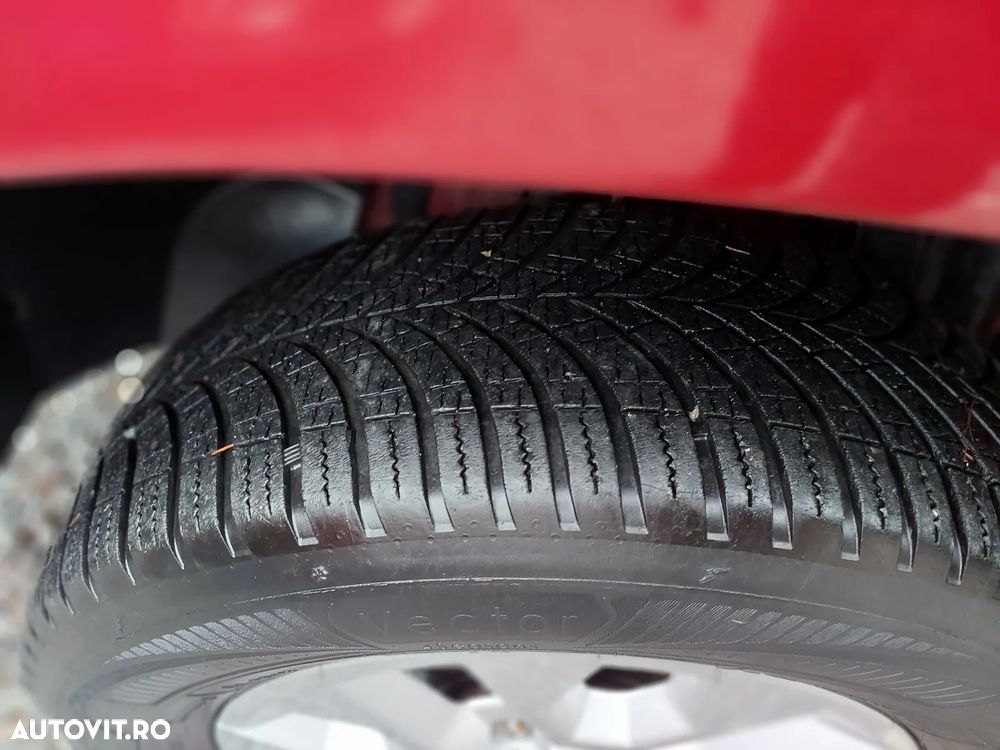 Dacia Duster Blue dCi 115 Comfort - 26