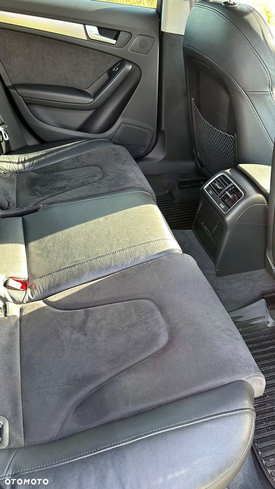 Audi A4 Avant 2.0 TDI DPF clean diesel quattro S tronic S line Sportpaket - 16