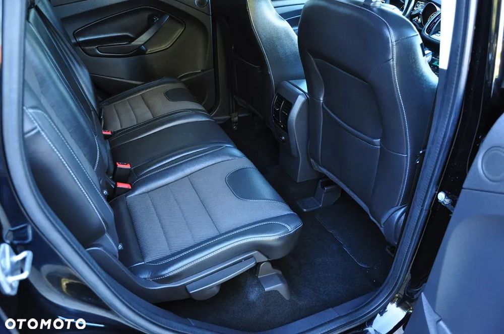 Ford Kuga 2.0 TDCi 4WD Titanium - 27