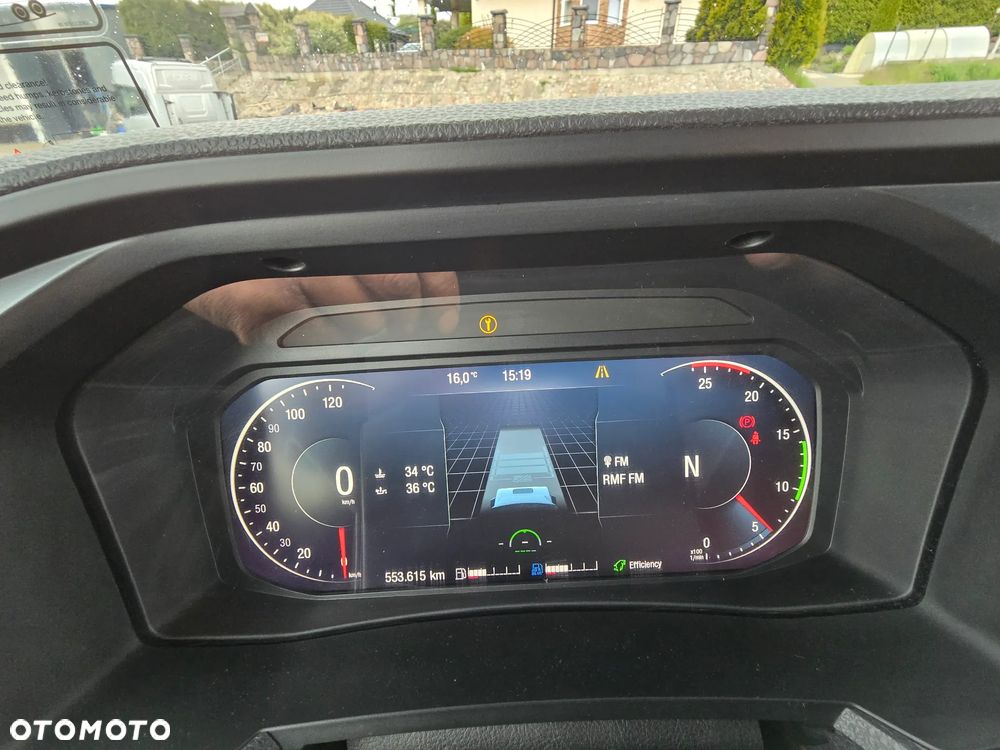 MAN TG 3 XXL 470 KM mega low-deck - 24