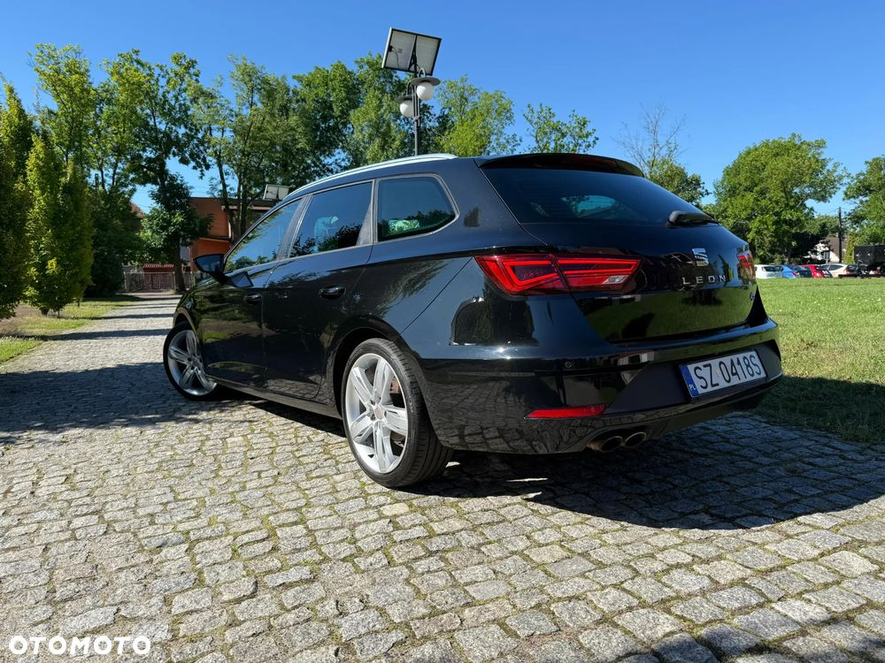 Seat Leon 1.4 TSI FR Black S&S - 4