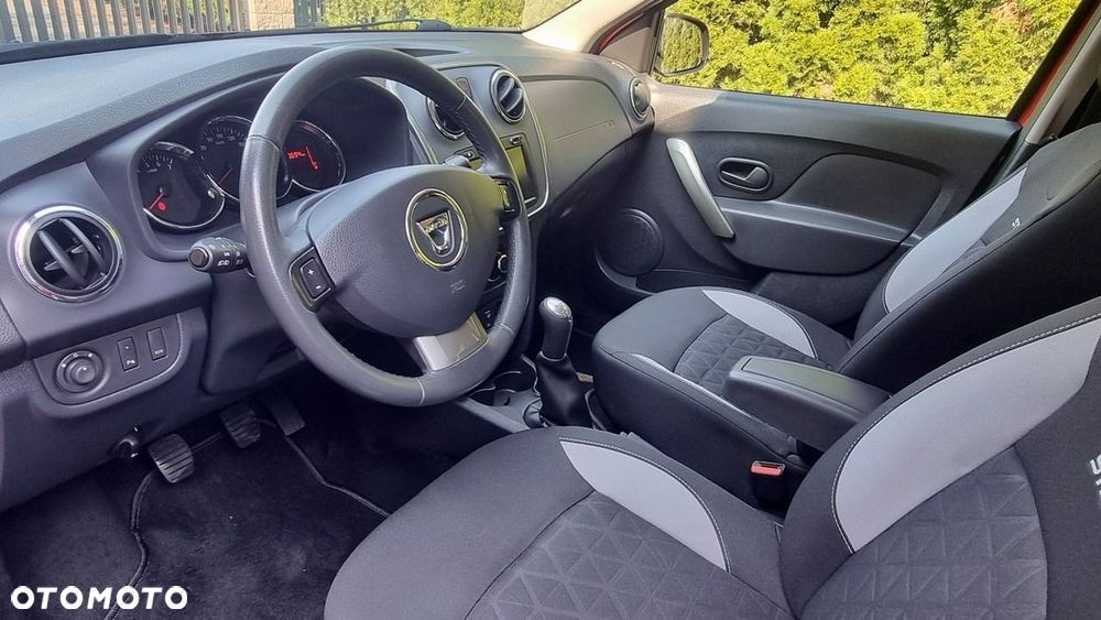 Dacia Sandero Stepway - 11
