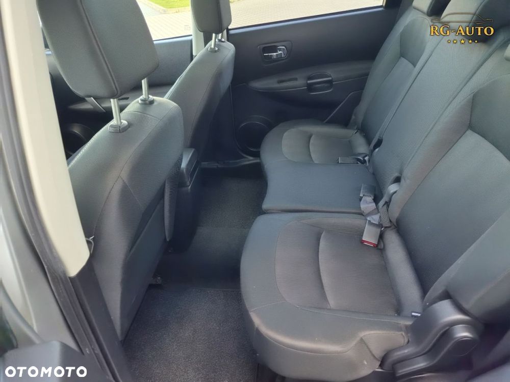 Nissan Qashqai+2 - 34