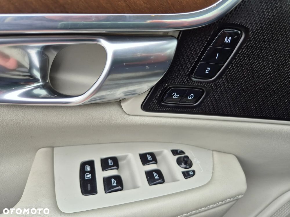 Volvo V90 D4 AWD Geartronic Inscription - 23
