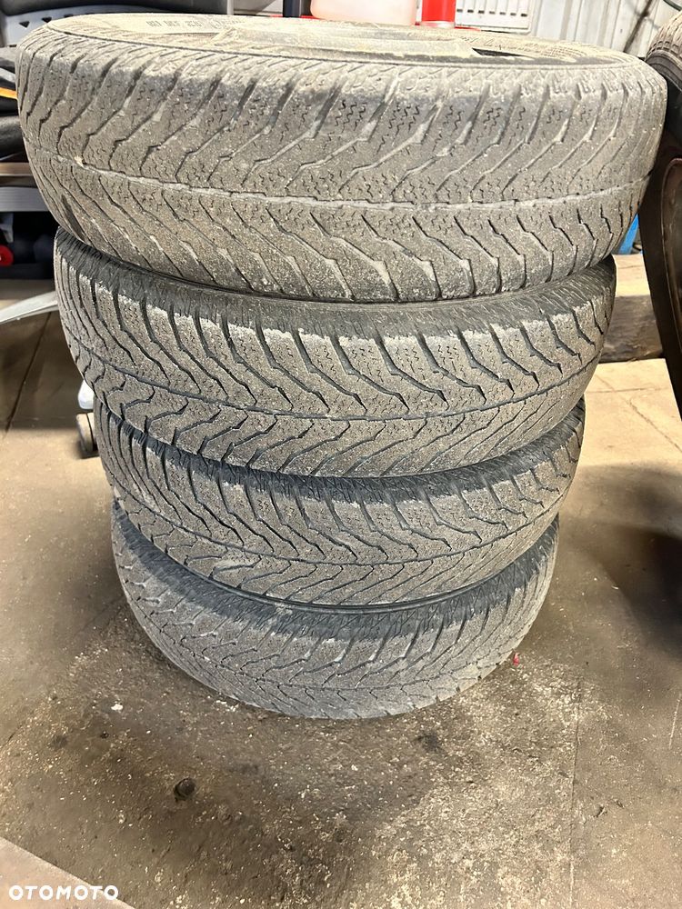 Kia Picanto 1.1 - 12