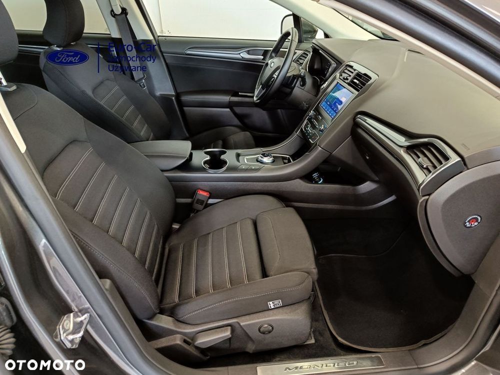 Ford Mondeo 2.0 EcoBlue Titanium - 14
