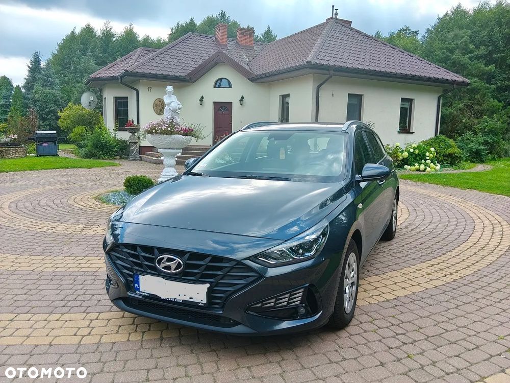 Hyundai i30 1.5 DPI Classic + - 15