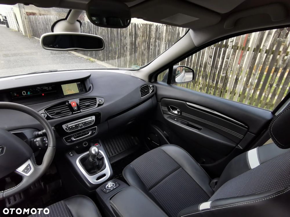 Renault Scenic 1.9 dCi Confort Privilege - 12