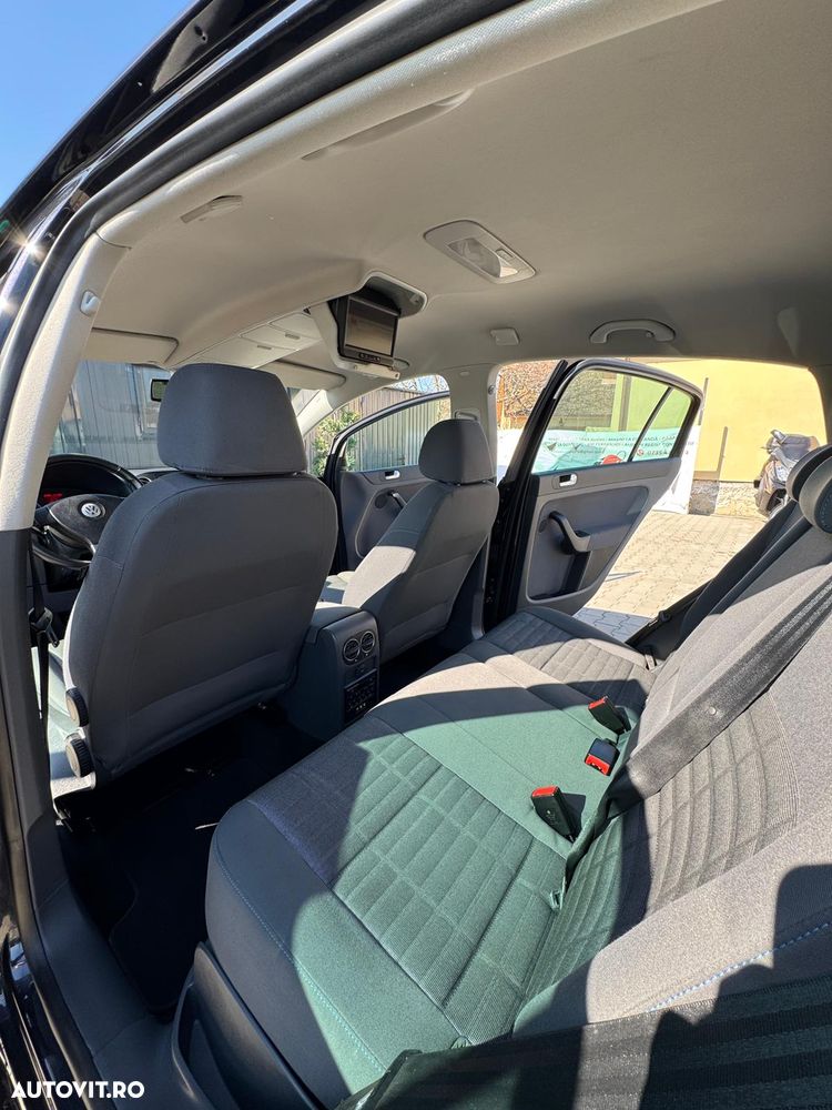 Volkswagen Golf - 13