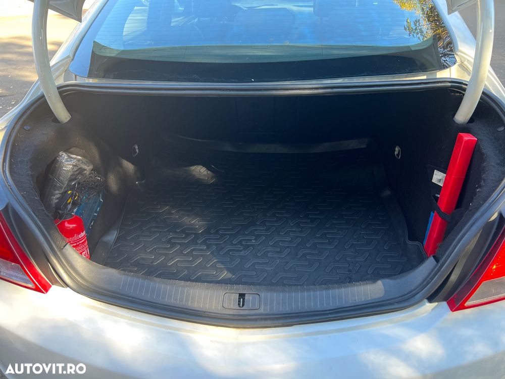 Opel Insignia 2.0 CDTI ecoFLEX Start/Stop Sport - 13