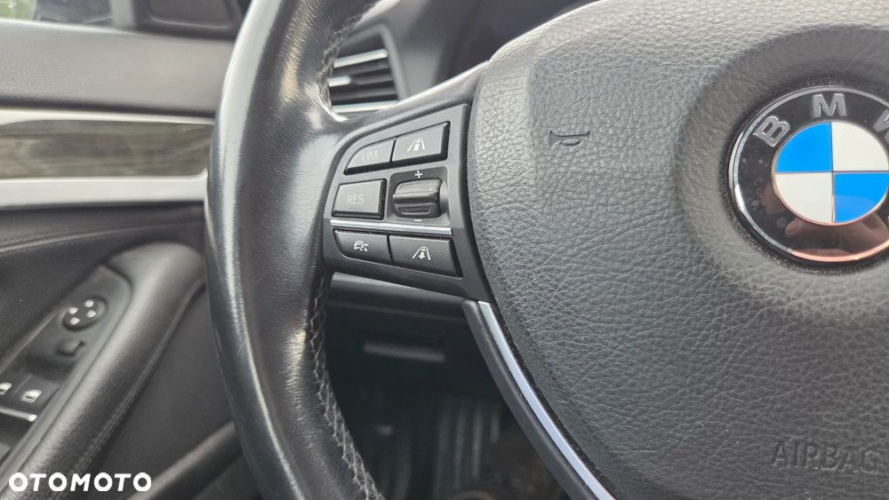 BMW Seria 5 520d xDrive Luxury Line - 21